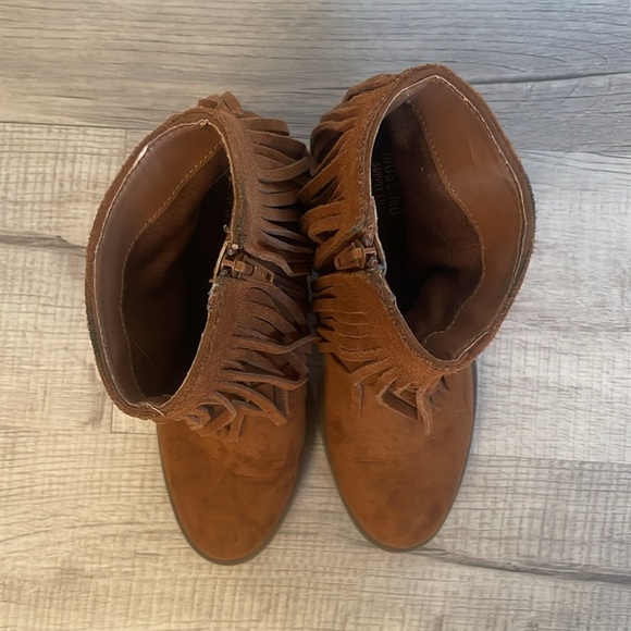 Fringe suede ankle boots 7.5 - Picture 5 of 5